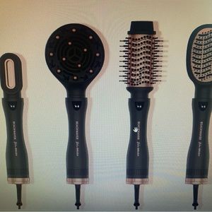 Beachwaver blow brush